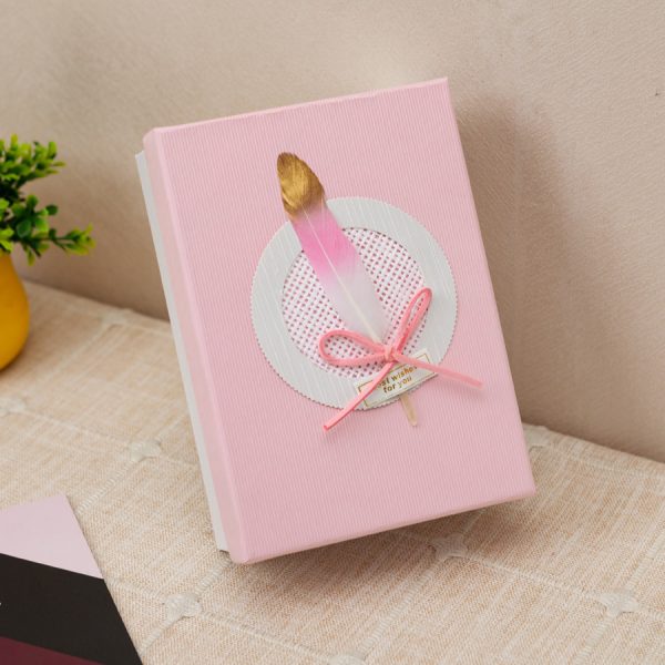 Custom Feather Vintage Gift Box (4)