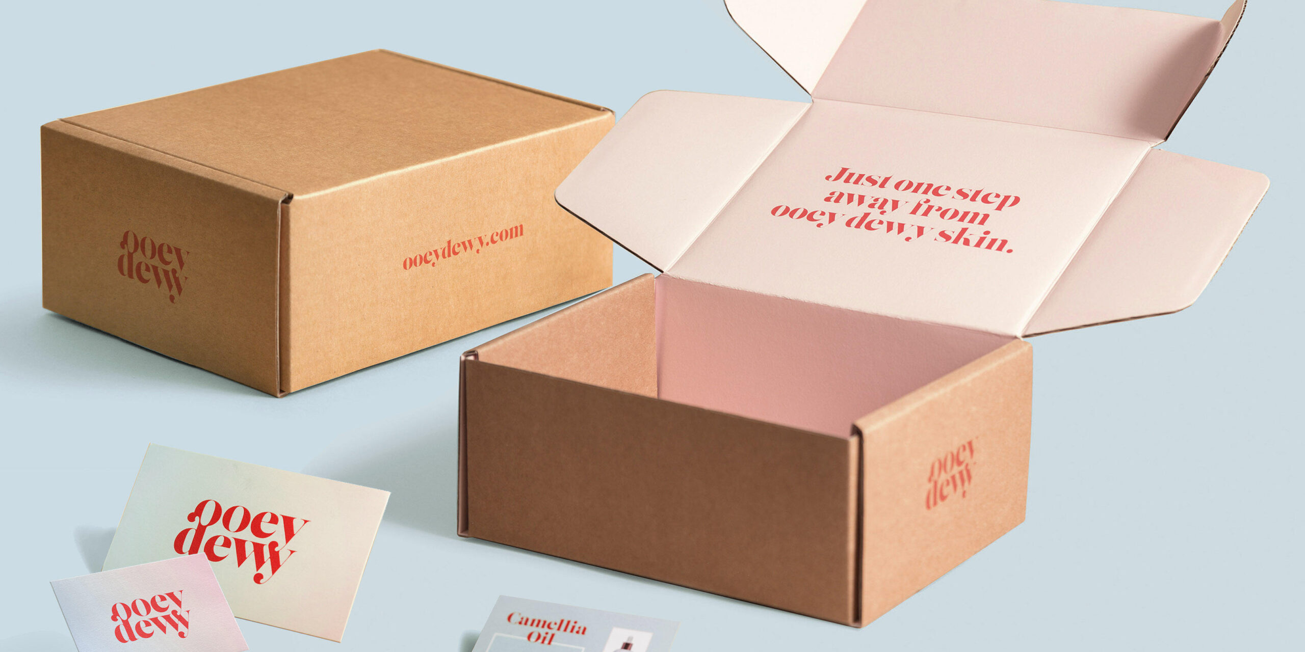 cardboard mailer box with self-sealing