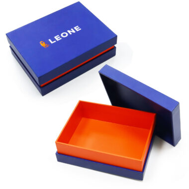 Custom elegant rigid paperboard gift box