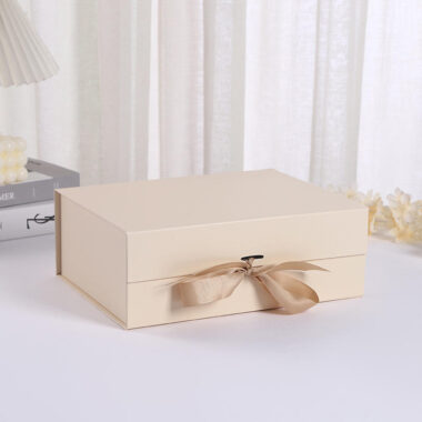 magnetic rigid gift box with ribbon