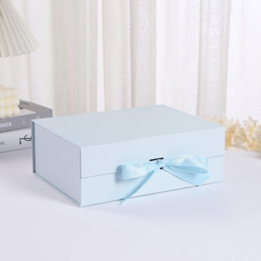 magnetic rigid gift box with ribbon