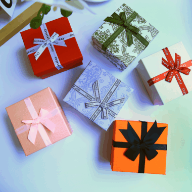 rigid paper box for seasonal gifts