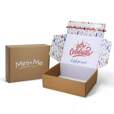 Custom kraft adhesive mailer box