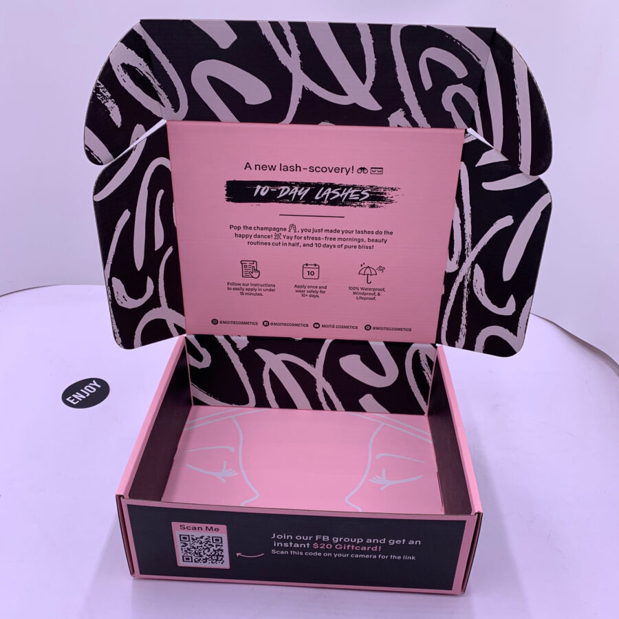 corrugated mailer box with UV coating