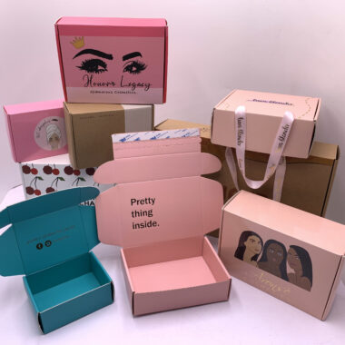 corrugated mailer box with UV coating