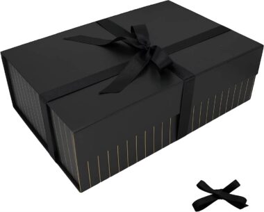 black folding clothing packaging box