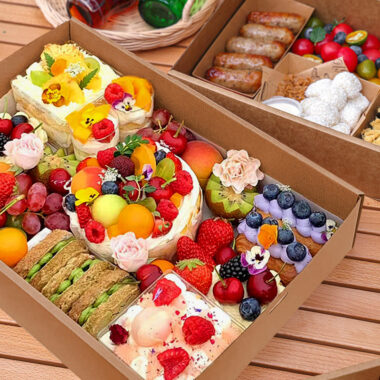 Kraft dessert box supplier for catering