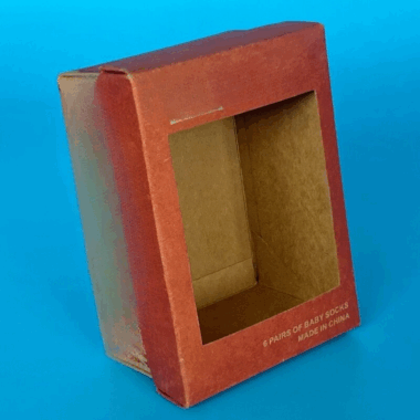 self-erecting window box for retail display